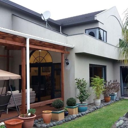 Hamilton East Homestay מראה חיצוני תמונה